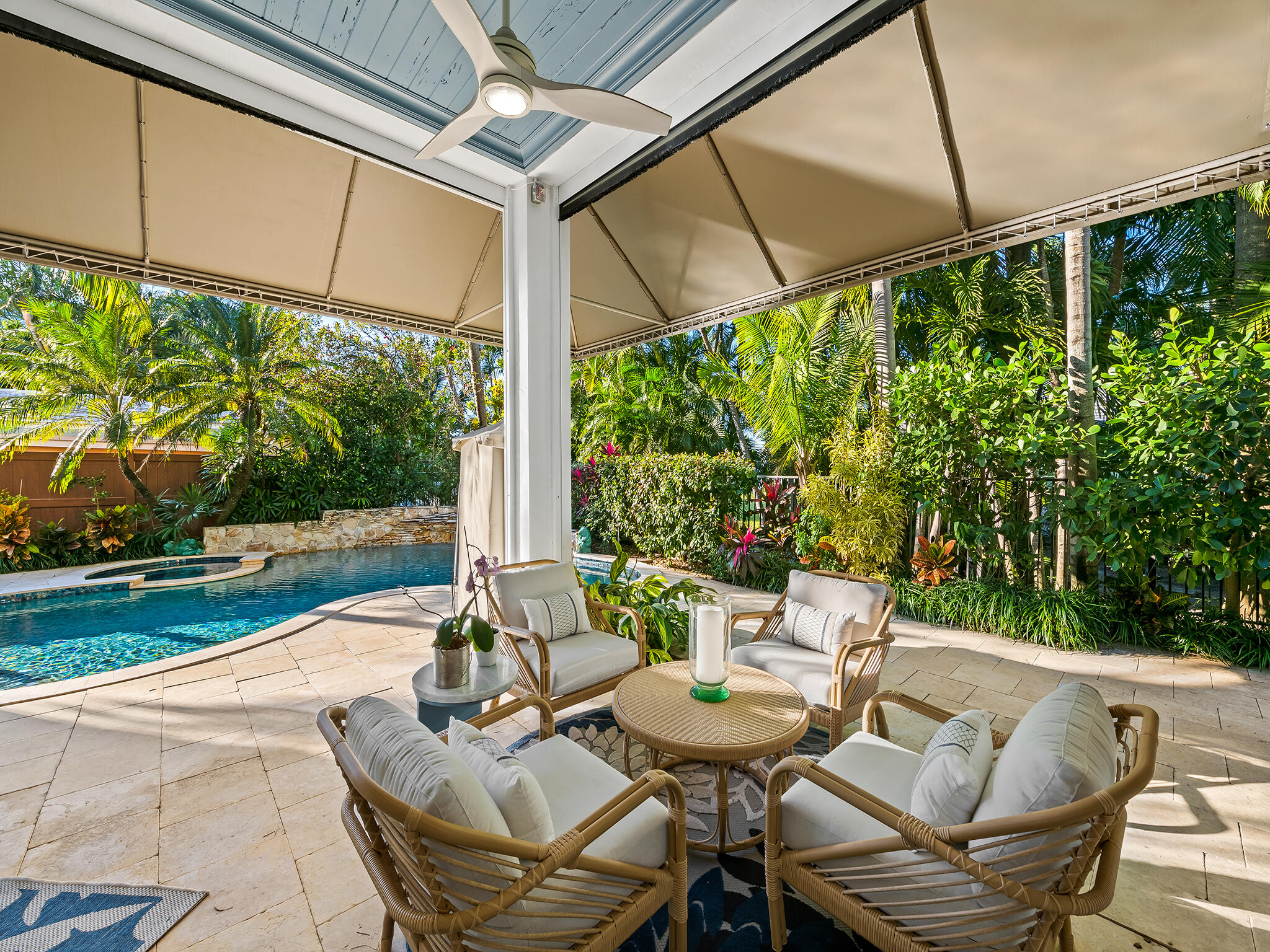 DELRAY BEACH ESPLANADE - Residential