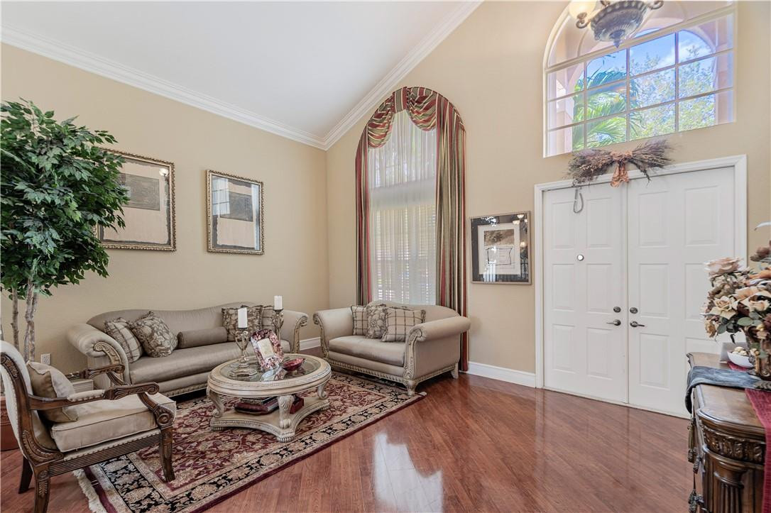 SILVER ISLES - Residential