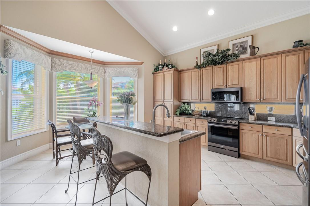 SILVER ISLES - Residential