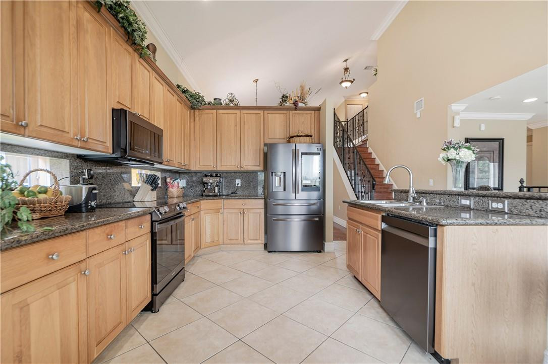 SILVER ISLES - Residential