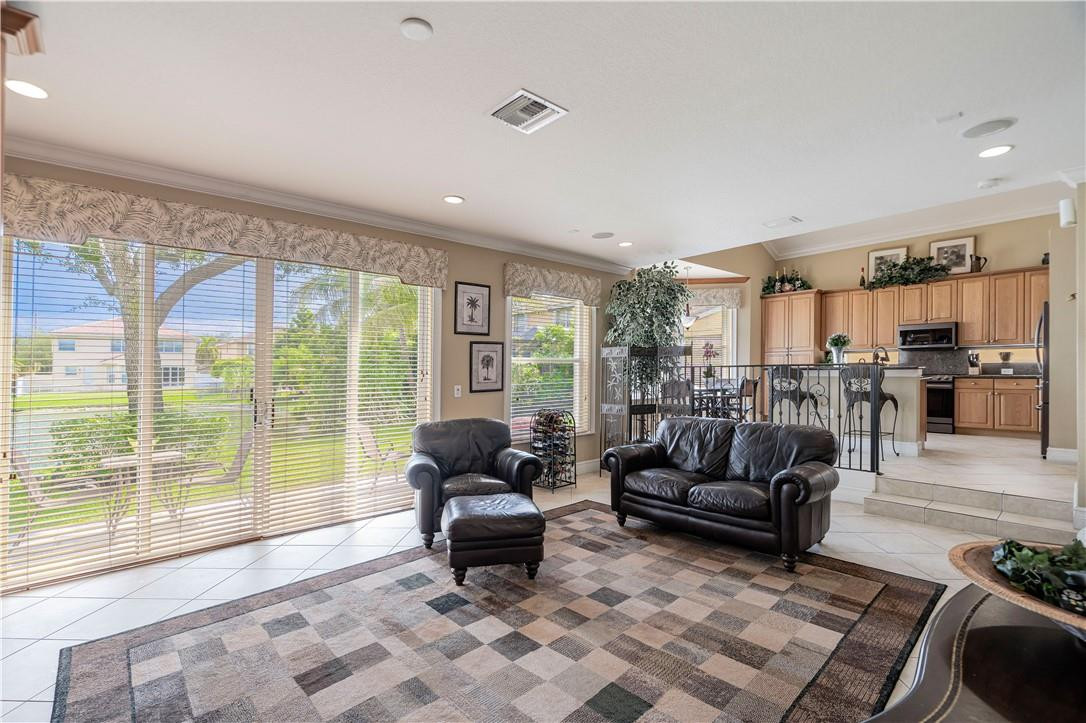 SILVER ISLES - Residential