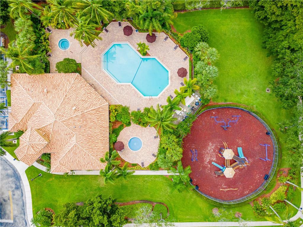 SILVER ISLES - Residential
