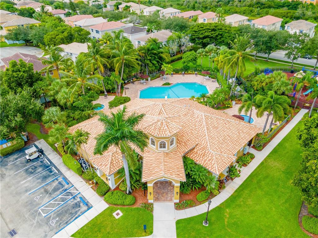 SILVER ISLES - Residential