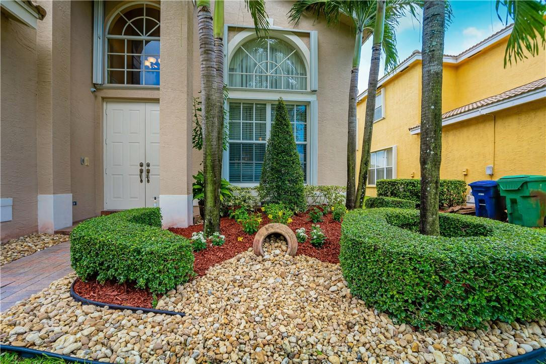 SILVER ISLES - Residential