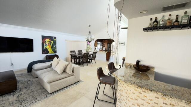VILLA DESTE CONDO - Residential