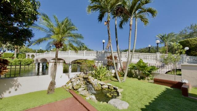 VILLA DESTE CONDO - Residential