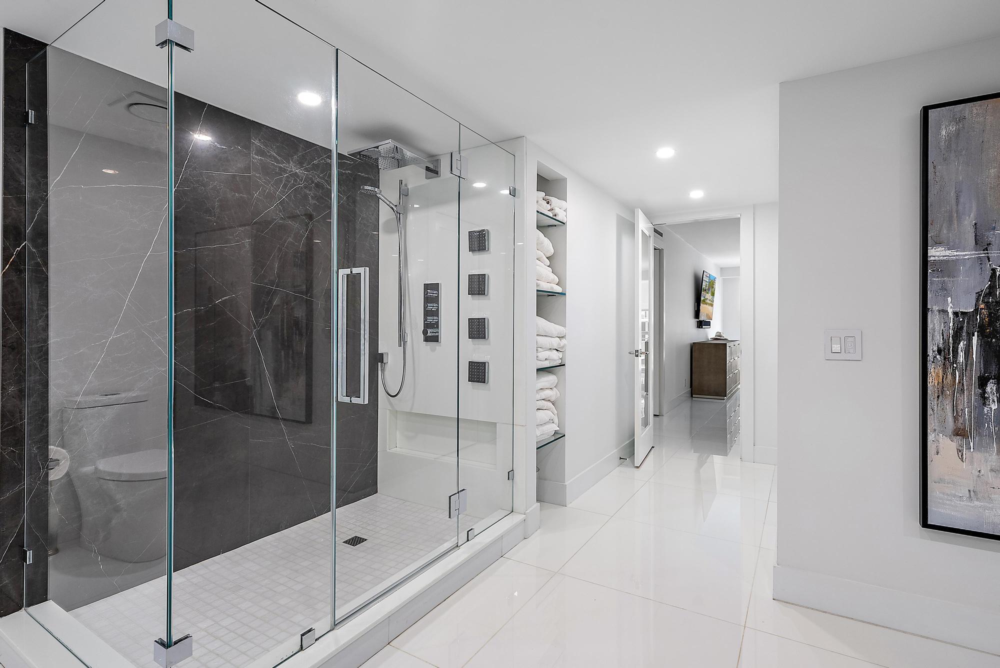 CARLTON PLACE CONDO - Residential