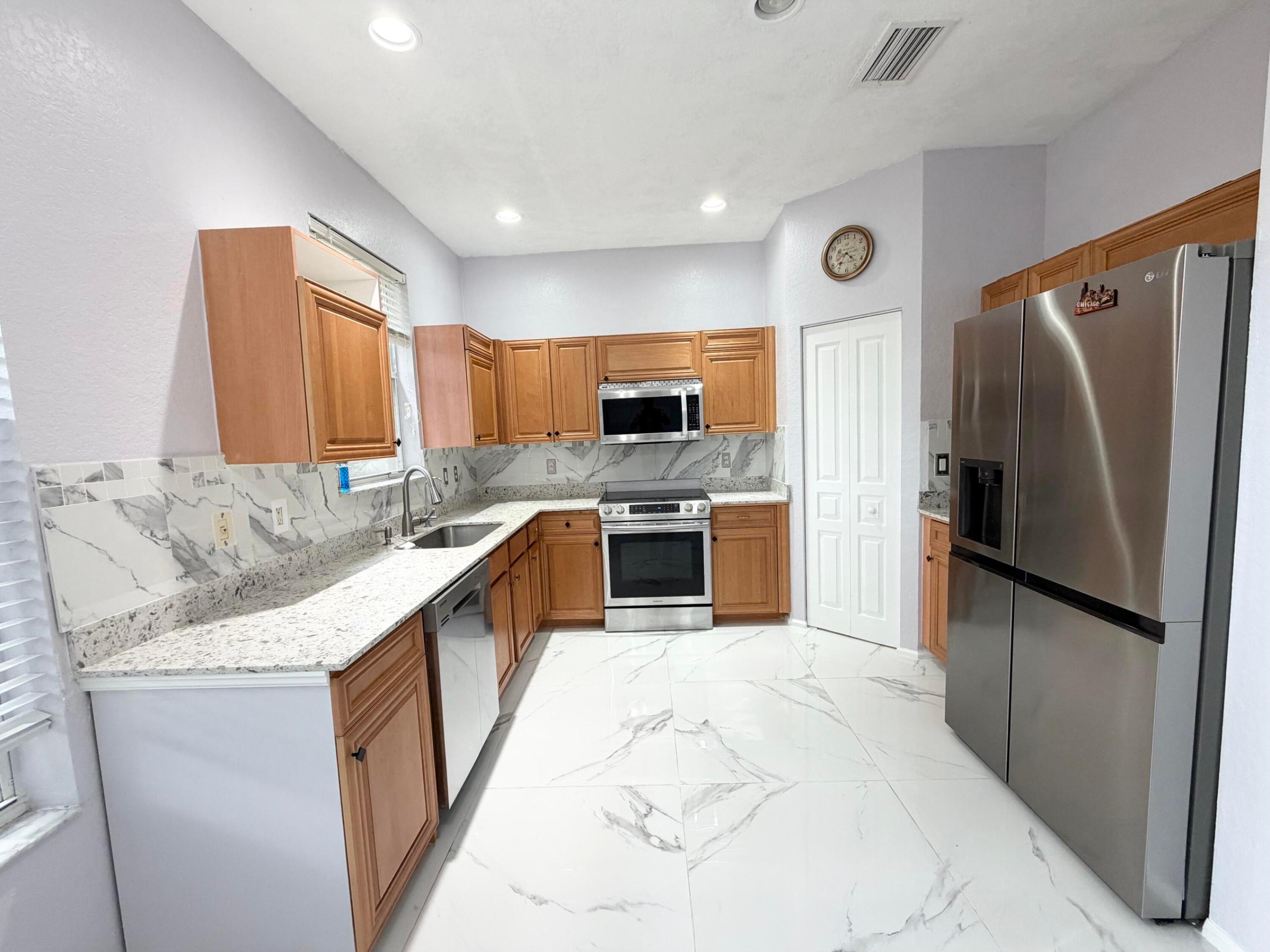NAUTICA ISLES WEST 2 - Residential Lease
