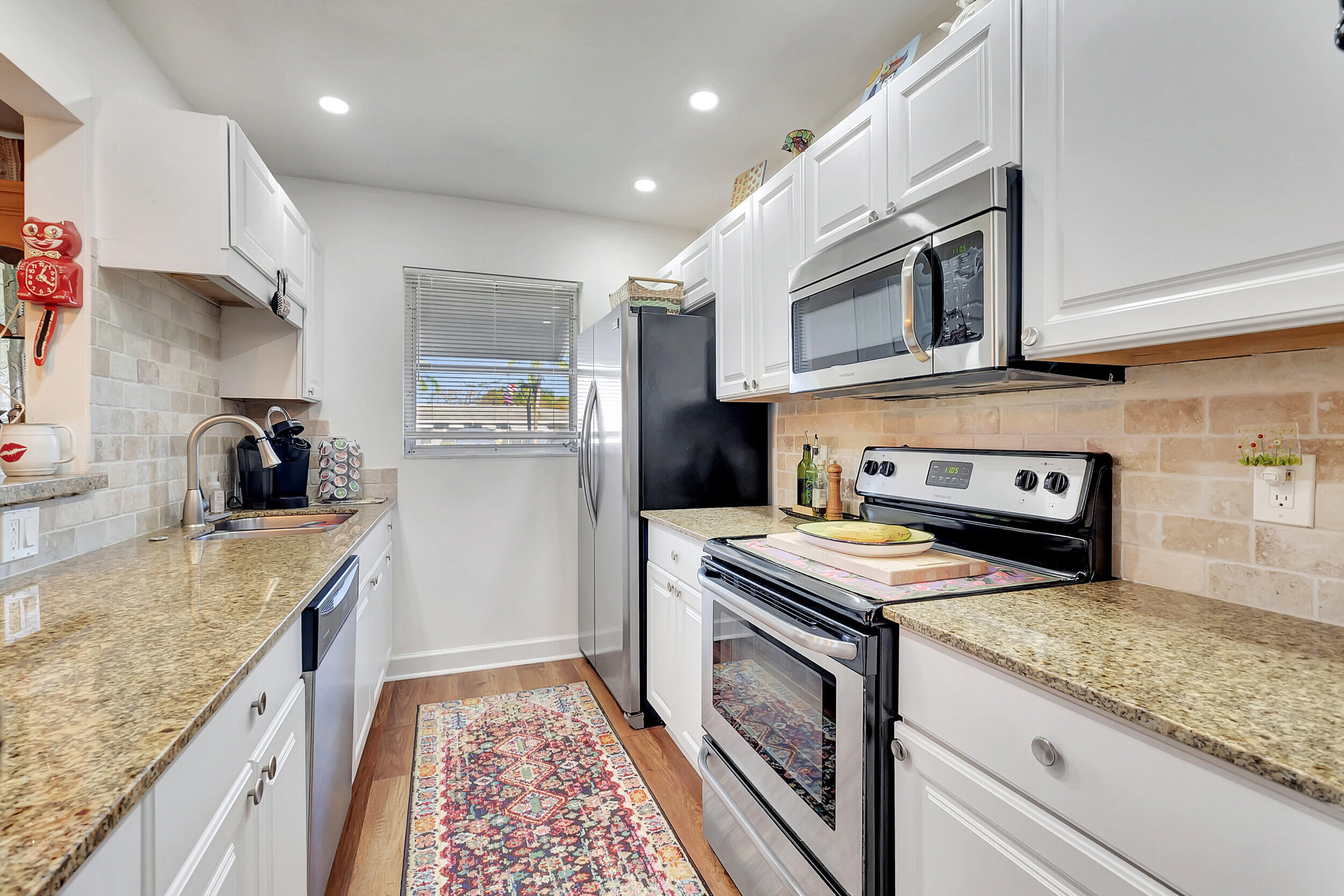 HIGH POINT OF DELRAY BEACH CONDO SEC III - Residential