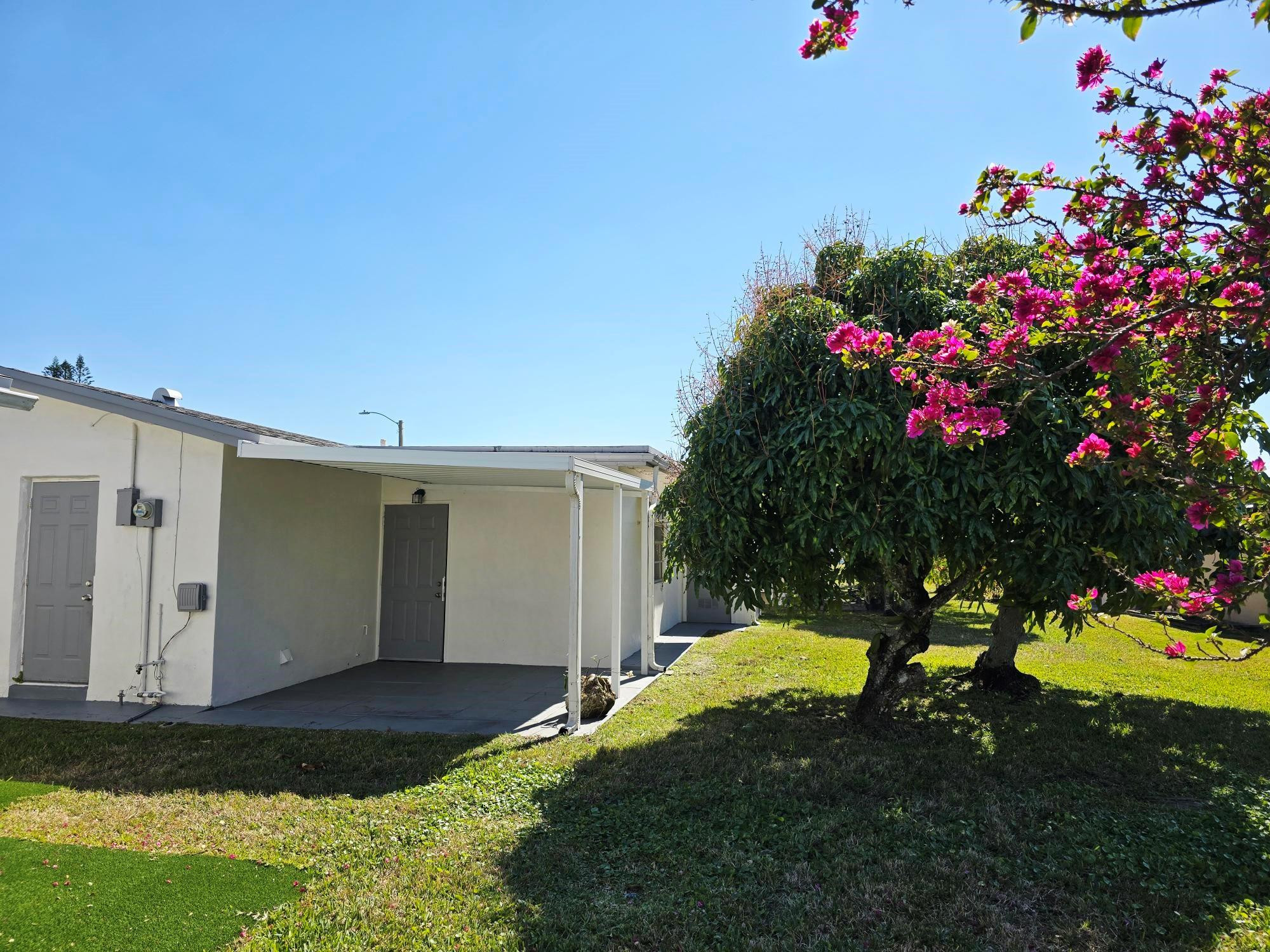 MAINLANDS OF TAMARAC LAKE - Residential Lease