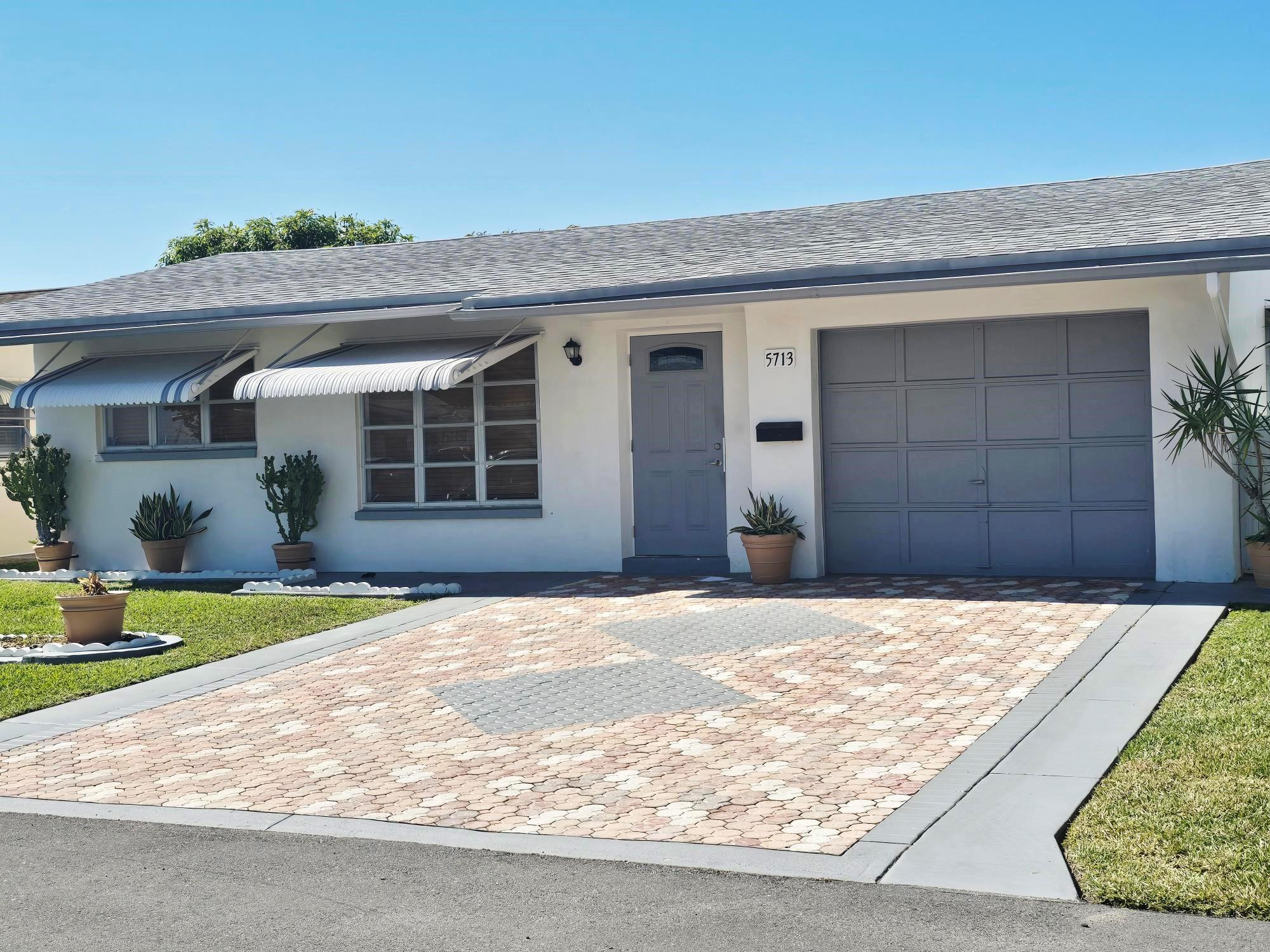 MAINLANDS OF TAMARAC LAKE - Residential Lease