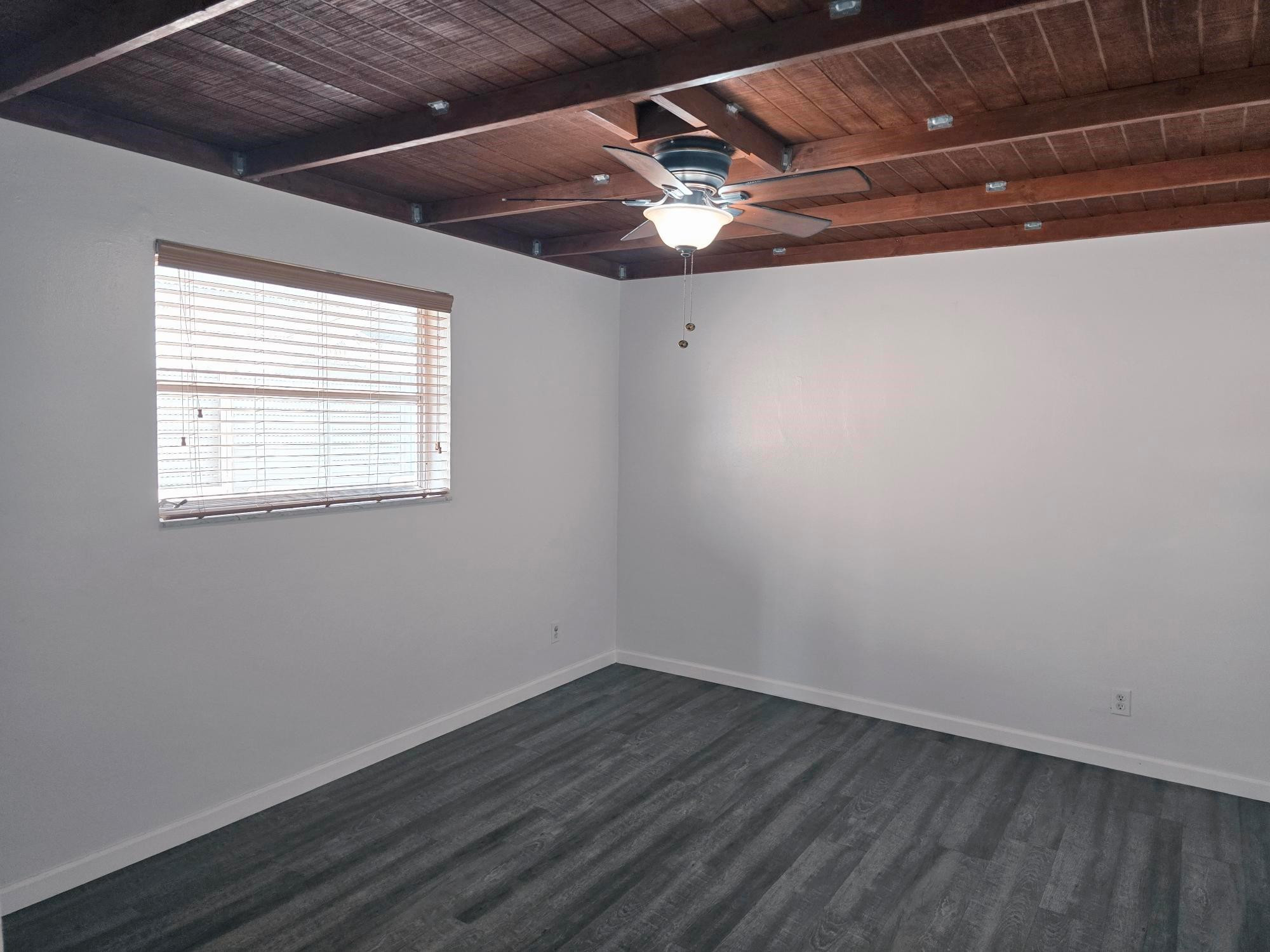 MAINLANDS OF TAMARAC LAKE - Residential Lease