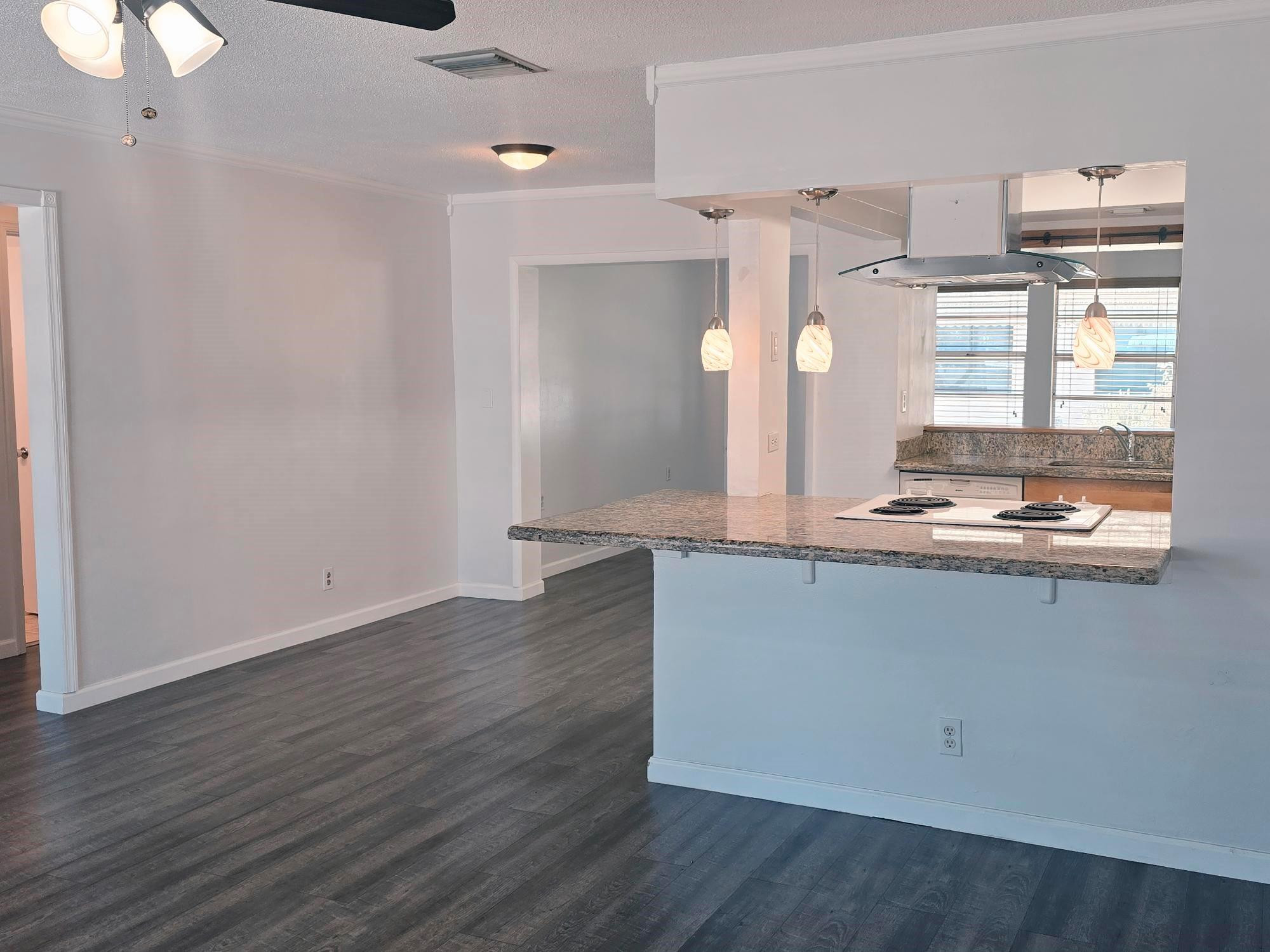 MAINLANDS OF TAMARAC LAKE - Residential Lease