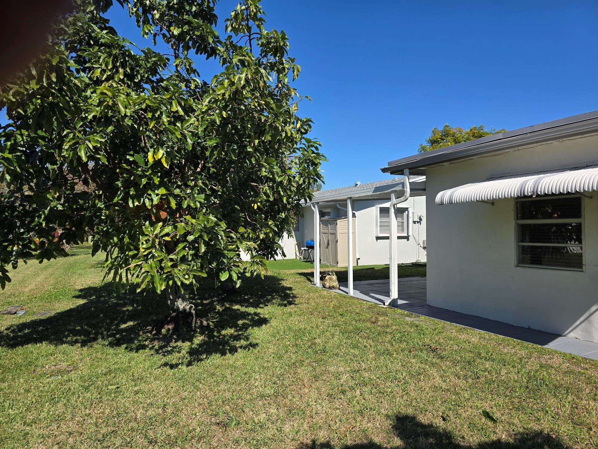 MAINLANDS OF TAMARAC LAKE - Residential Lease