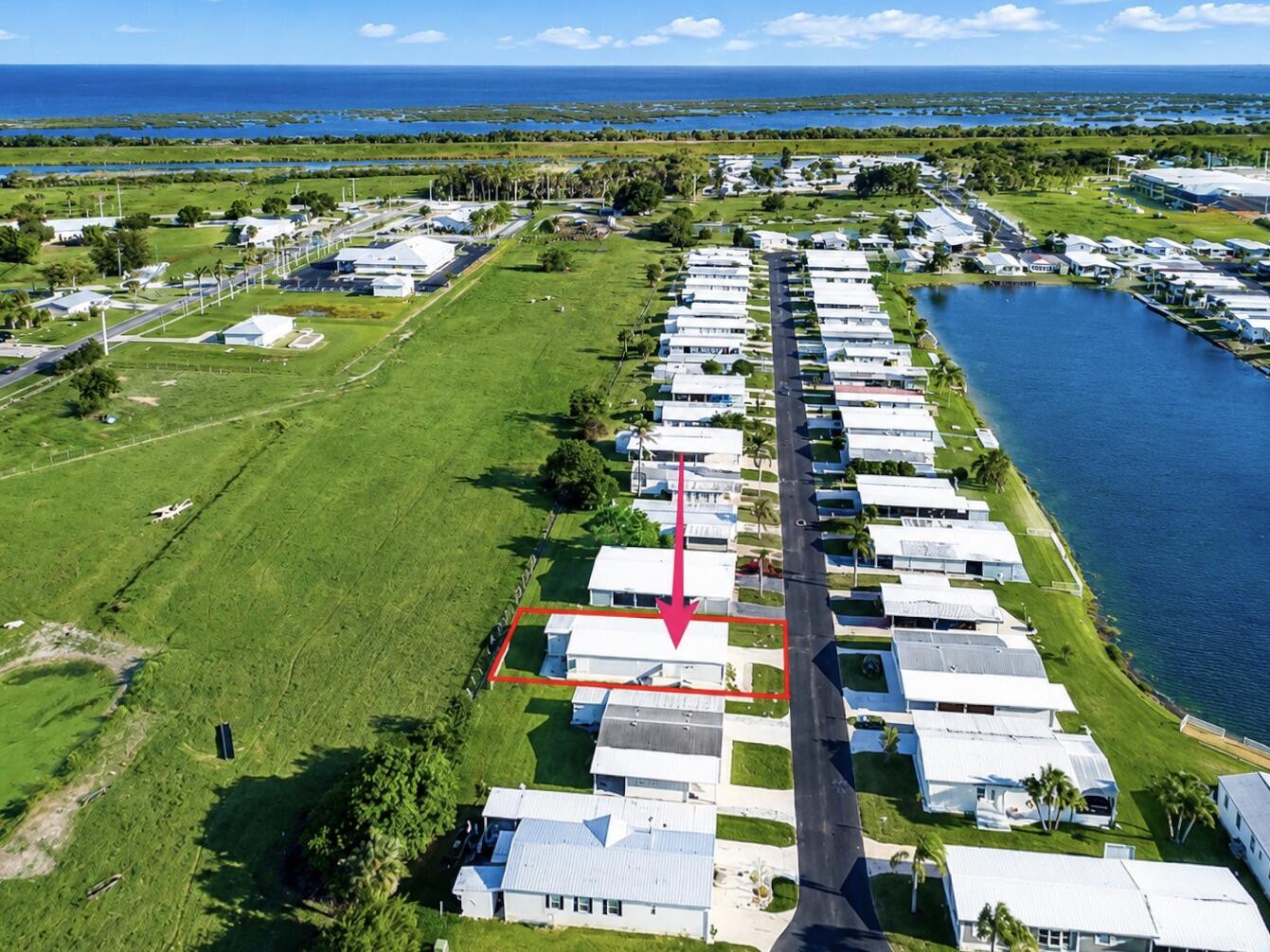 OASIS VILLAGE - Residential
