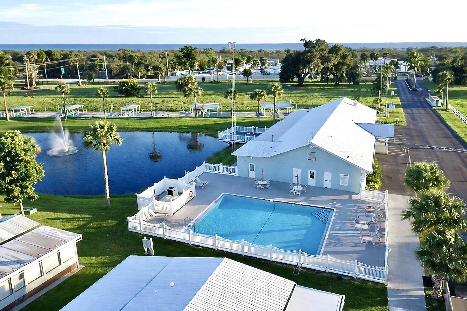 OASIS VILLAGE - Residential