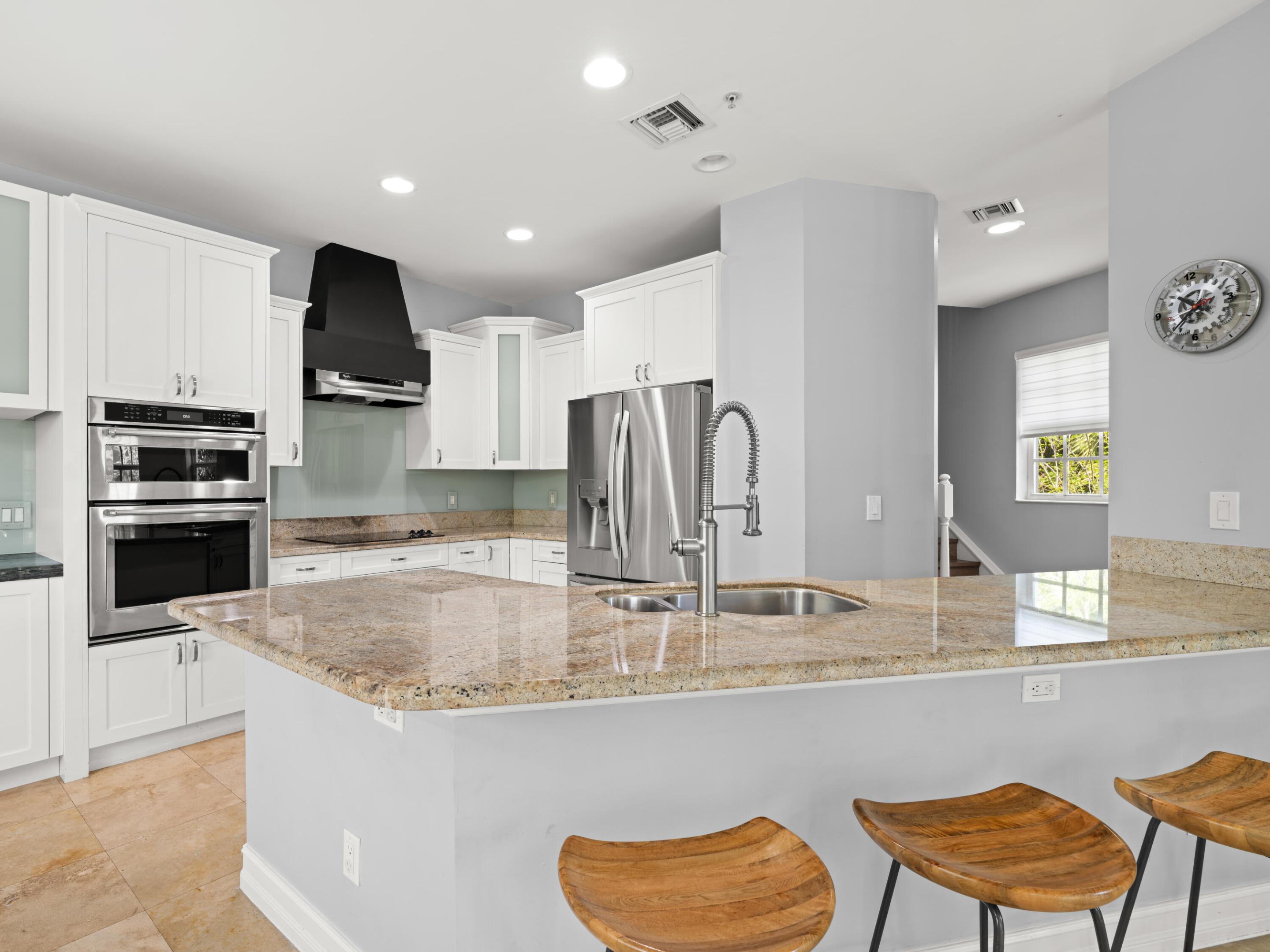 WAVERLY PLACE - Residential