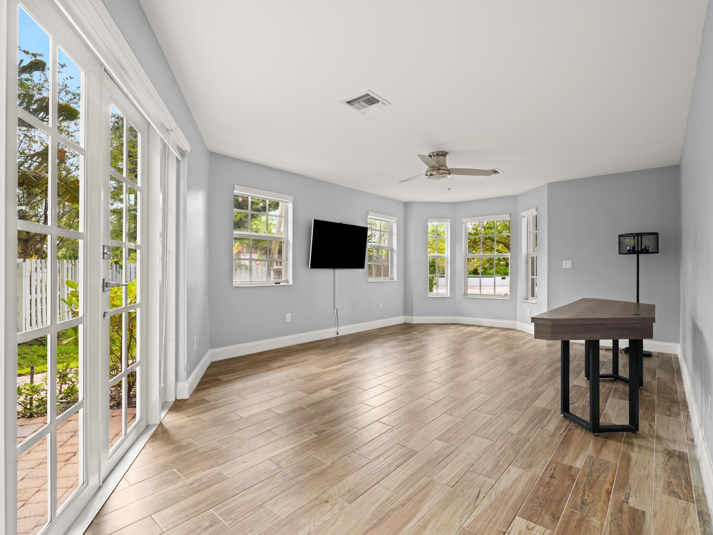 WAVERLY PLACE - Residential