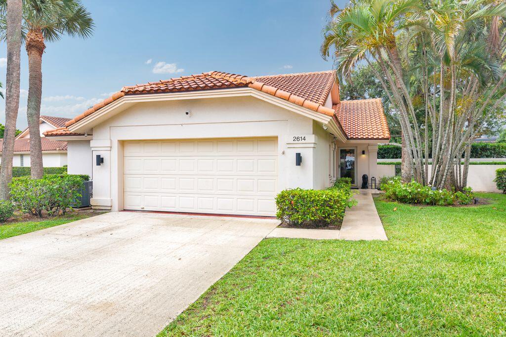 VILLAS OF BEAR LAKES ESTATES - Residential