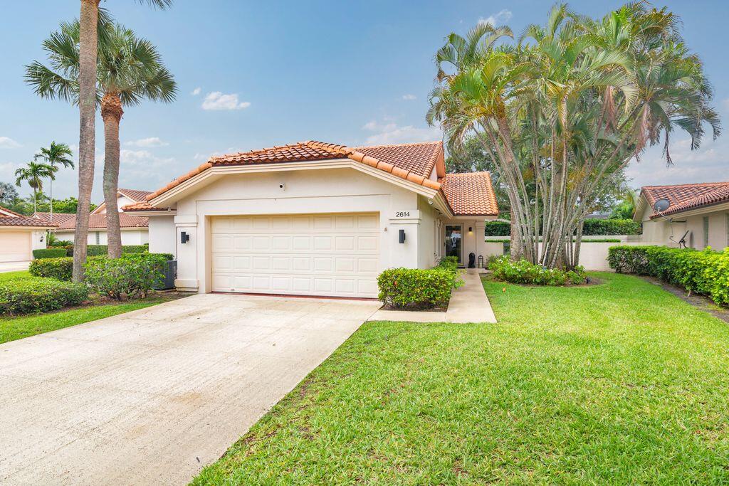 VILLAS OF BEAR LAKES ESTATES - Residential