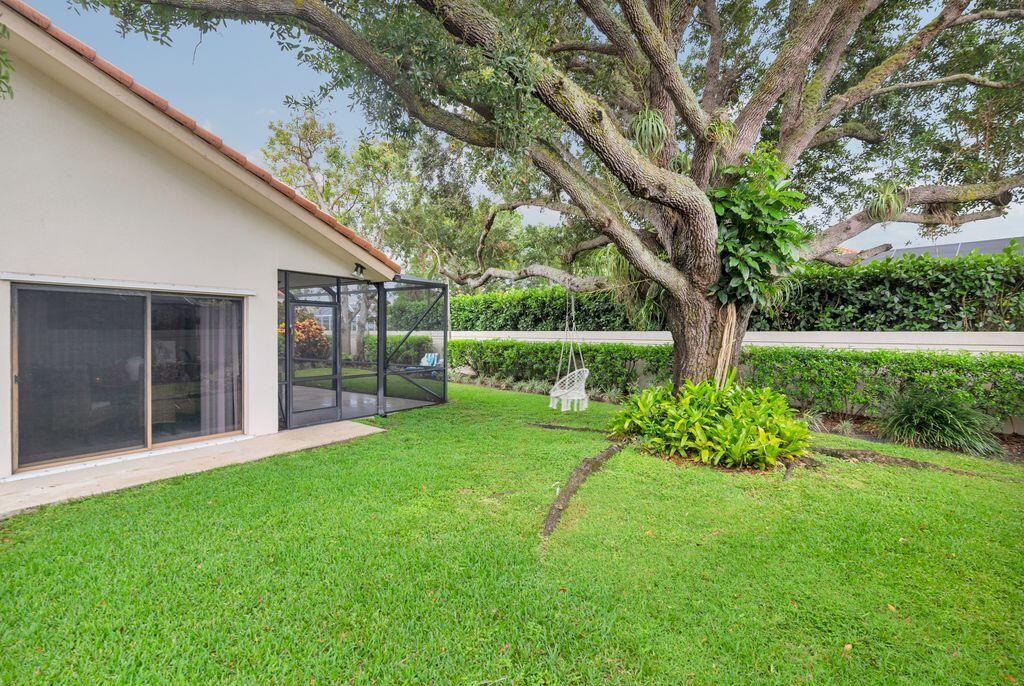 VILLAS OF BEAR LAKES ESTATES - Residential