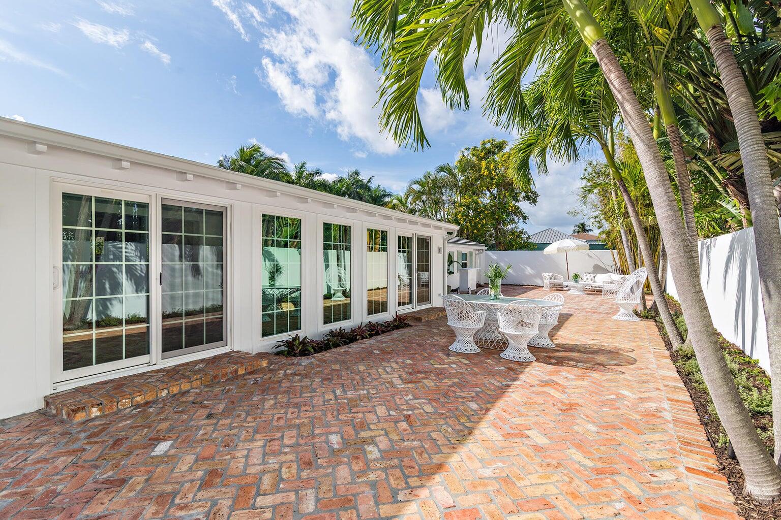 BURNUP AND SIMS ESTATES - Residential
