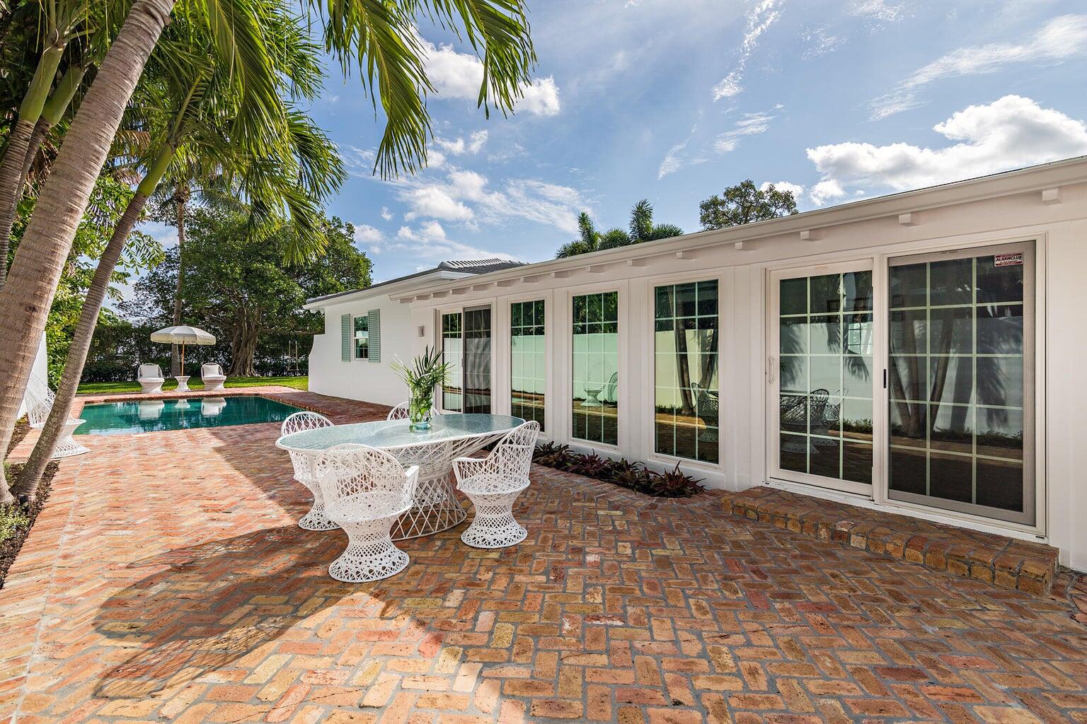 BURNUP AND SIMS ESTATES - Residential