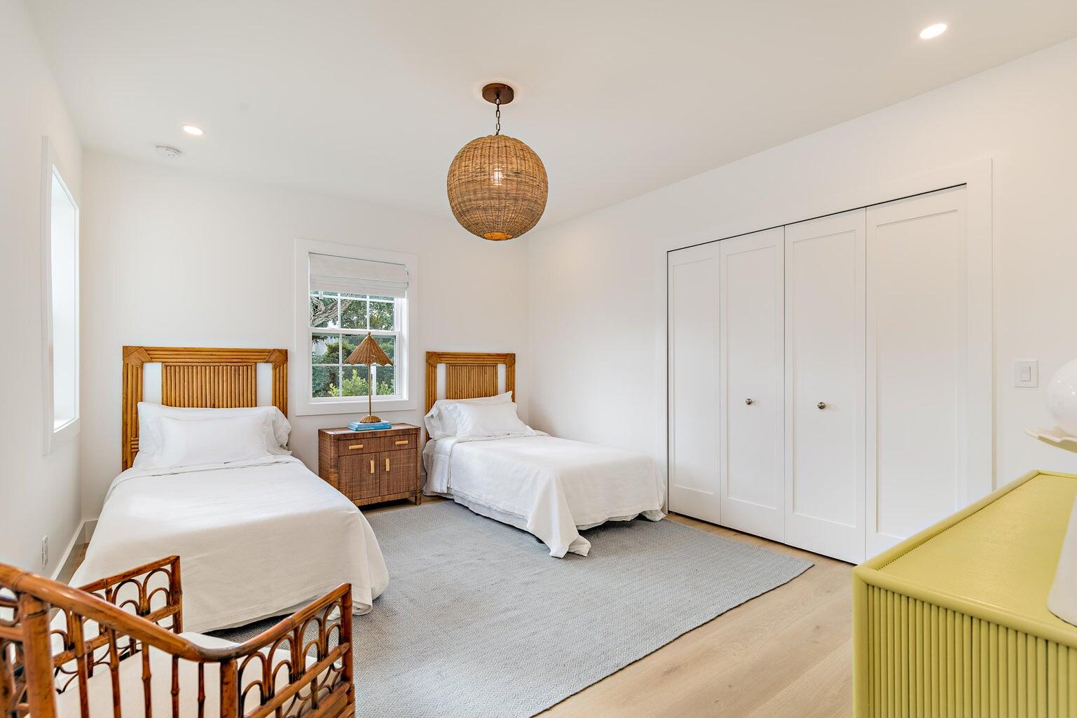 BURNUP AND SIMS ESTATES - Residential