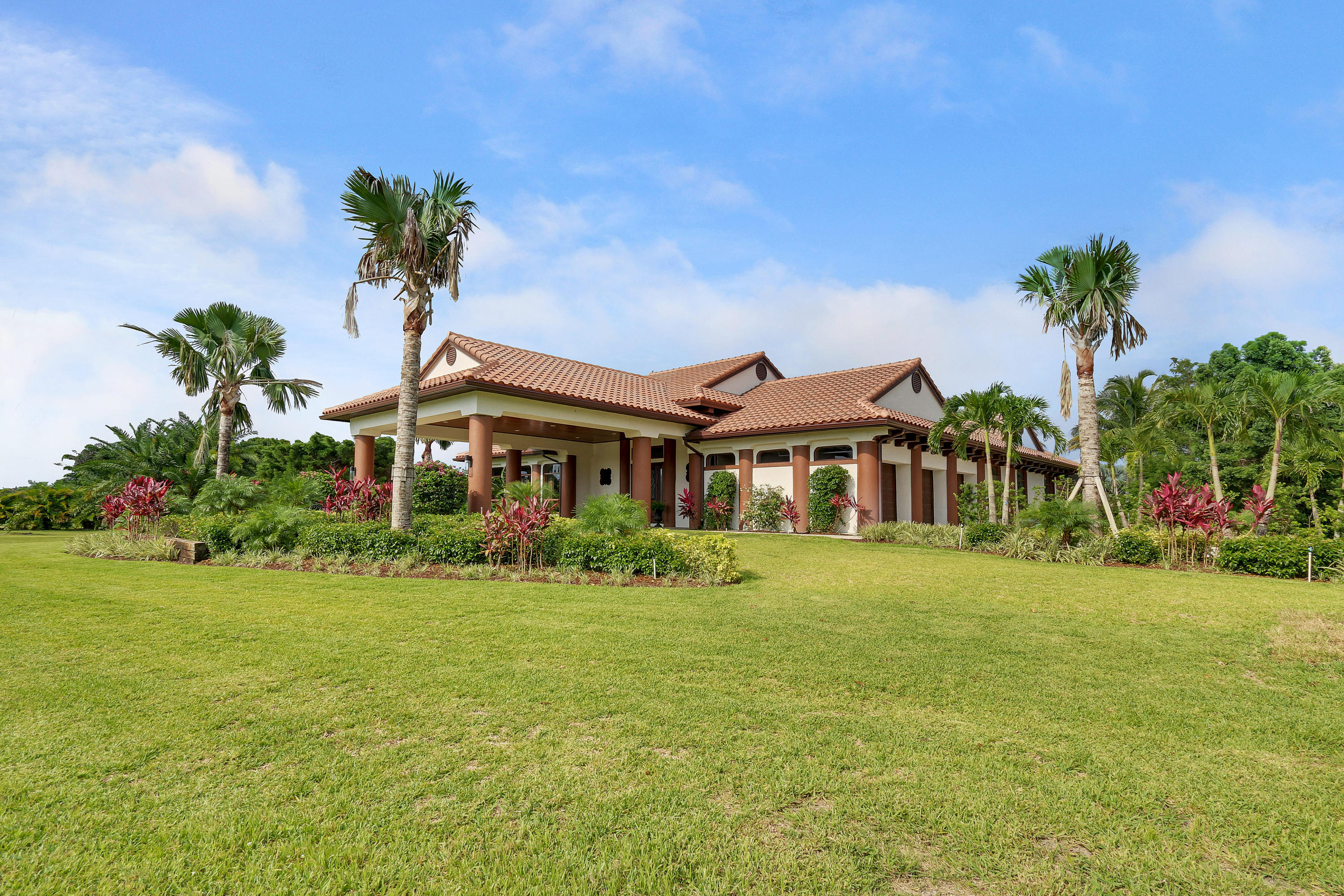 PALM BEACH POINT - Residential