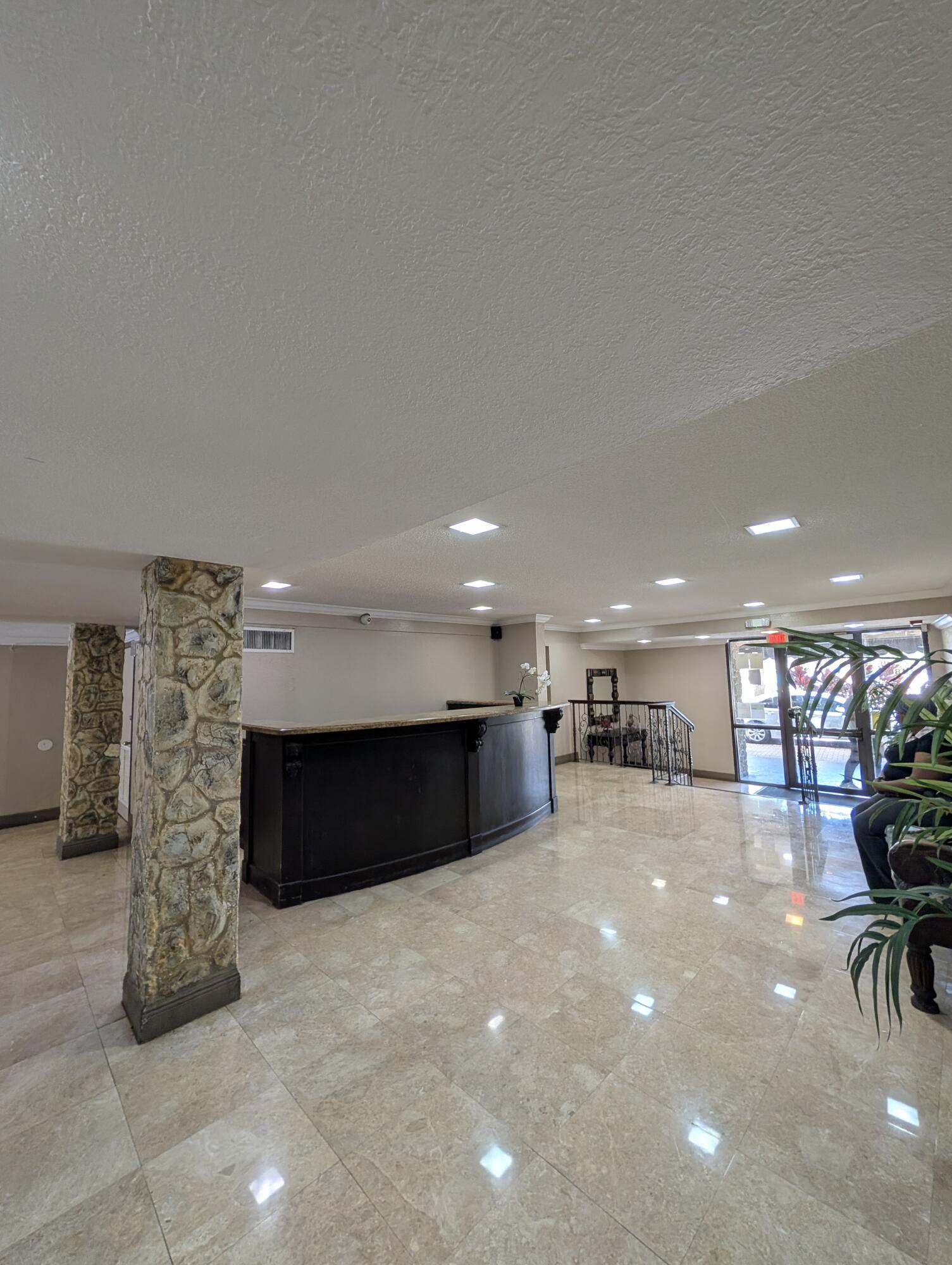 BAYVIEW PALMS CONDO - Residential
