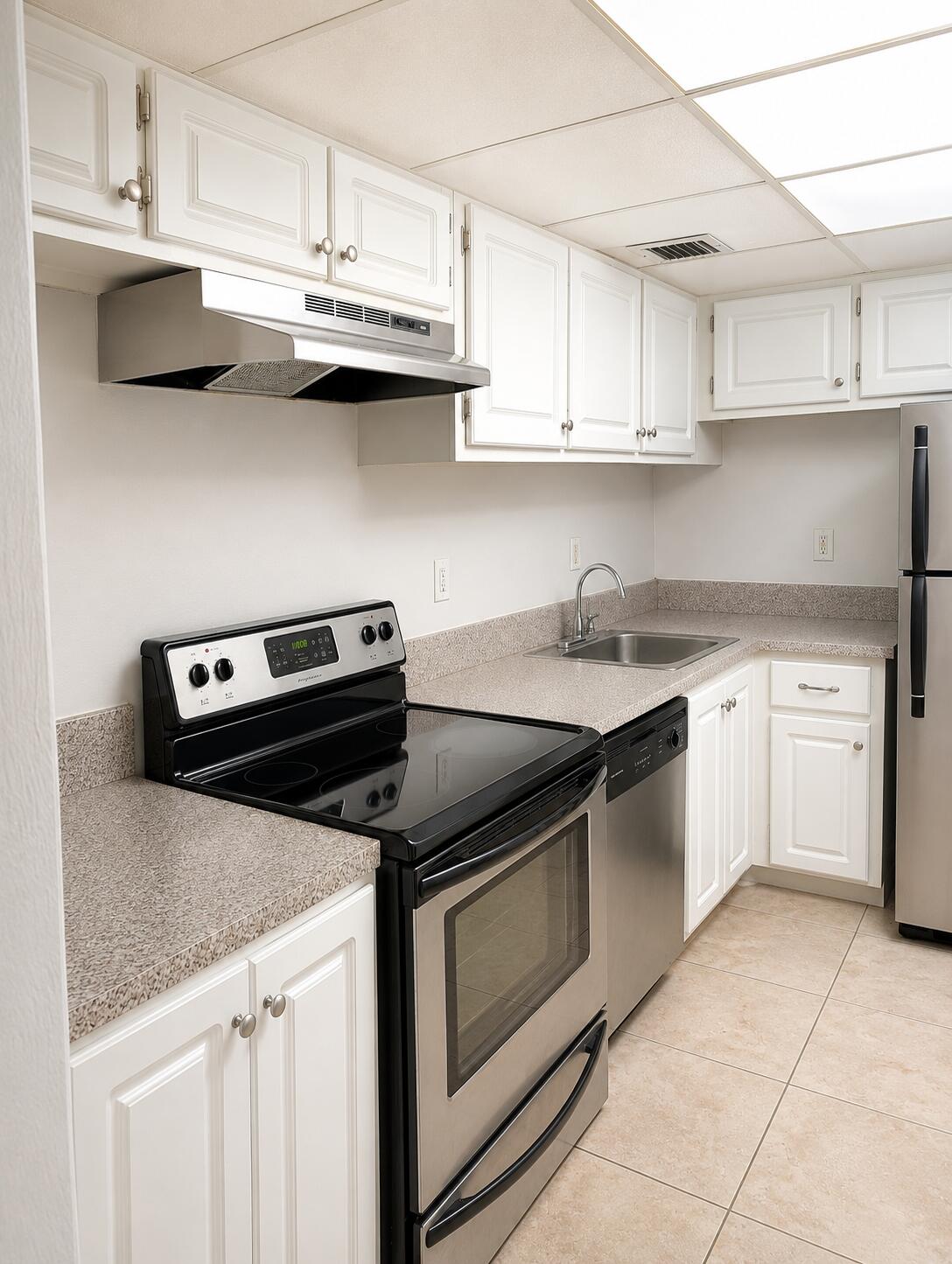 BAYVIEW PALMS CONDO - Residential