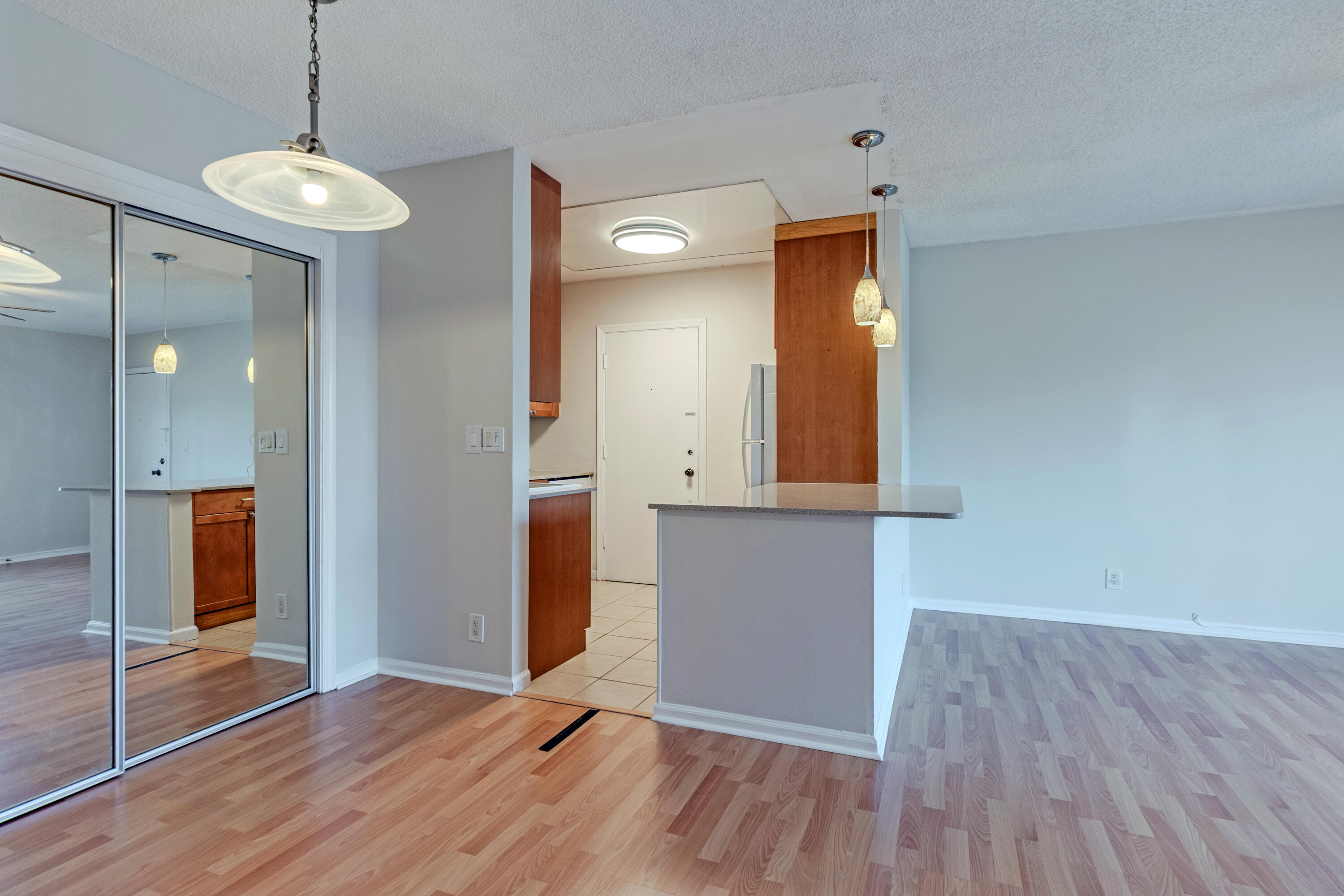 IMPERIAL POINT COLONNADES CONDO - Residential