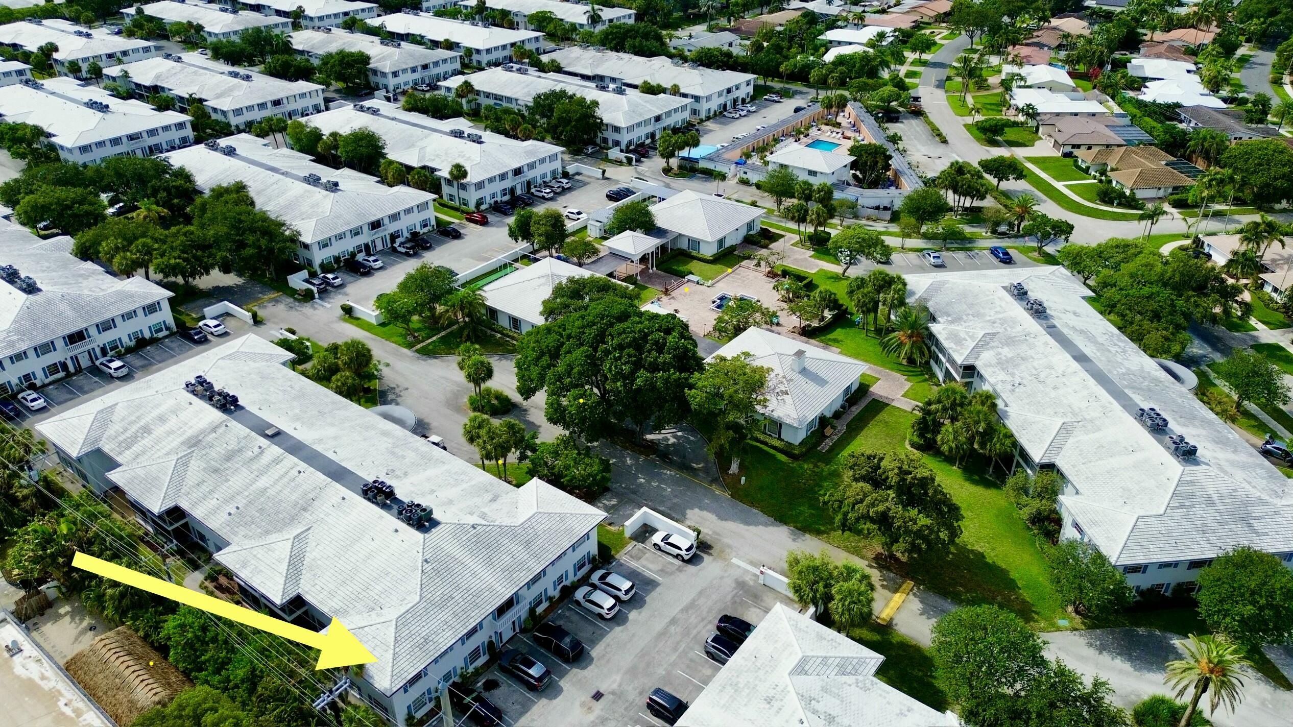 IMPERIAL POINT COLONNADES CONDO - Residential