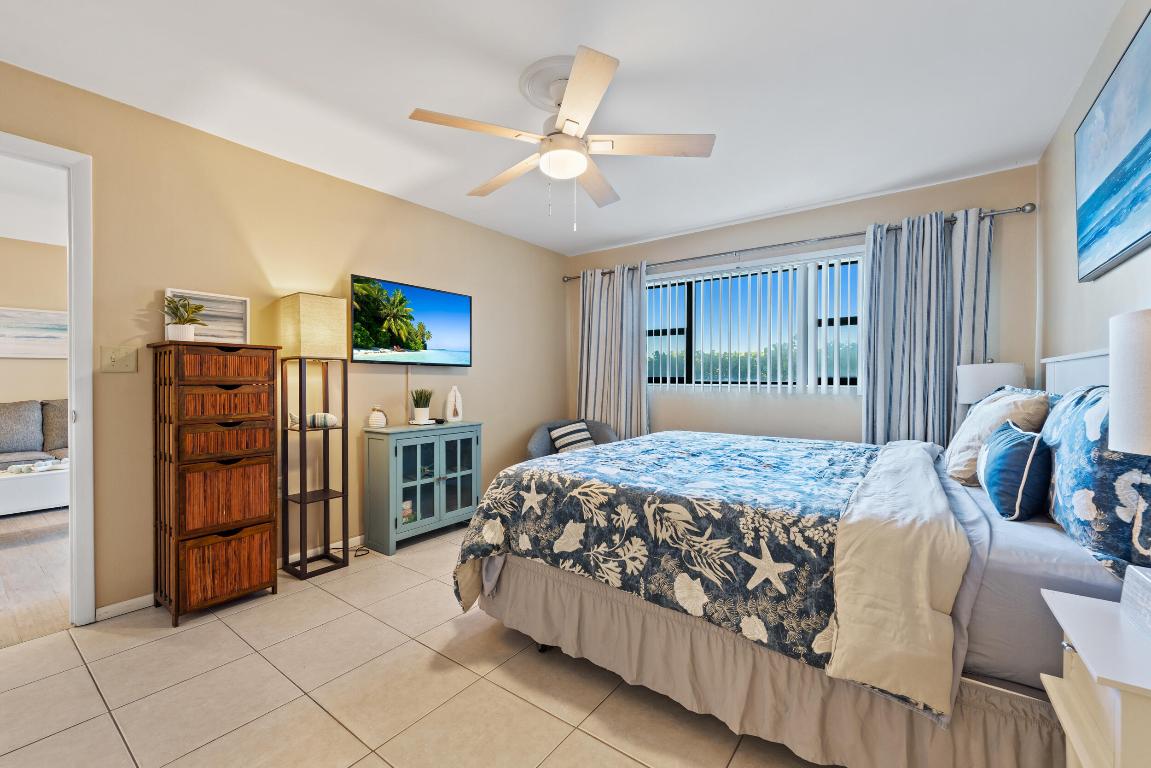 SAND DOLLAR VILLAS CONDOMINIUM C - Residential