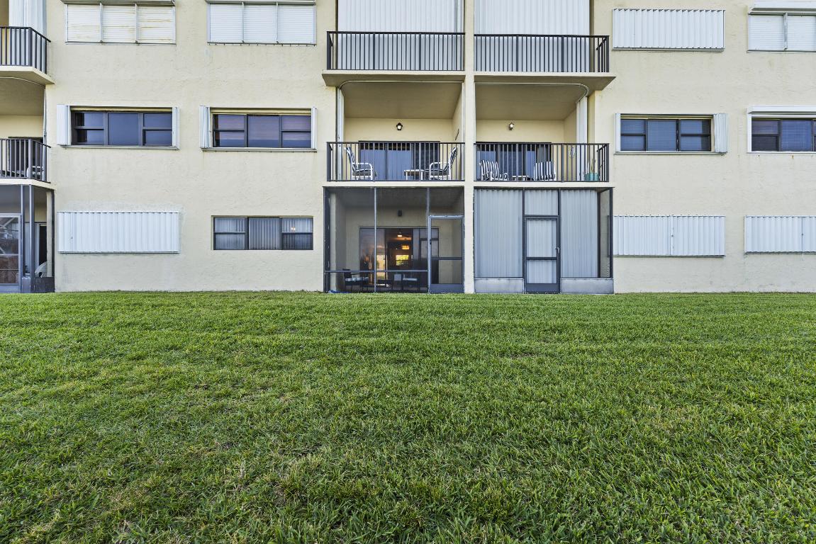 SAND DOLLAR VILLAS CONDOMINIUM C - Residential