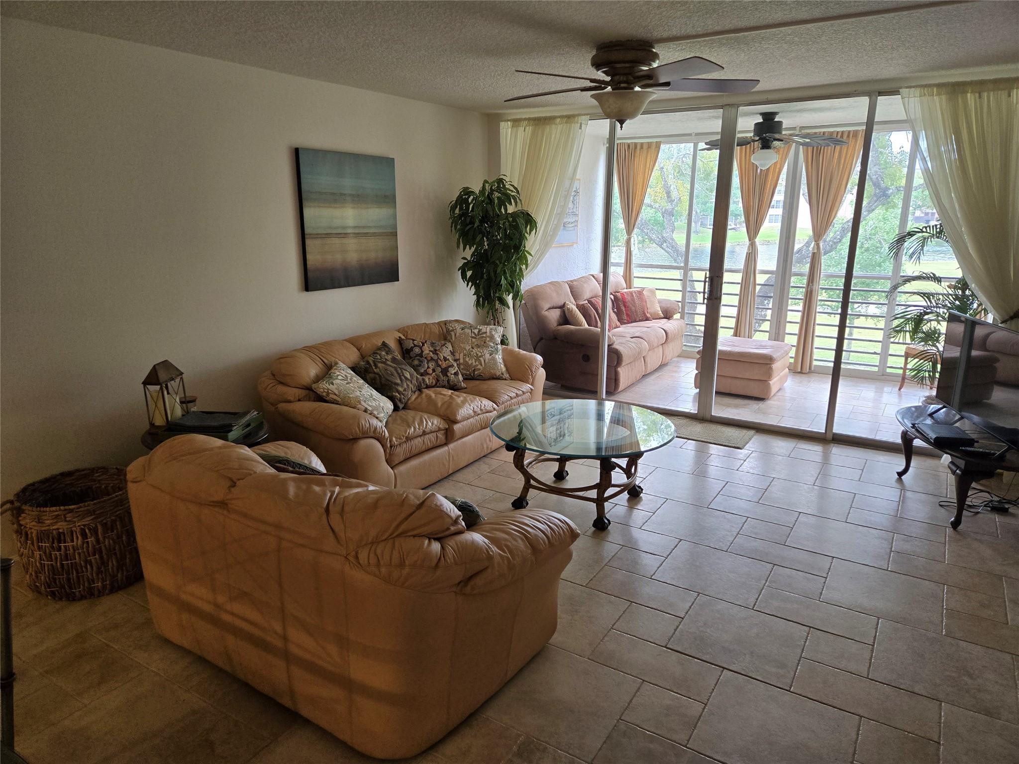 Sabal Palm - Residential