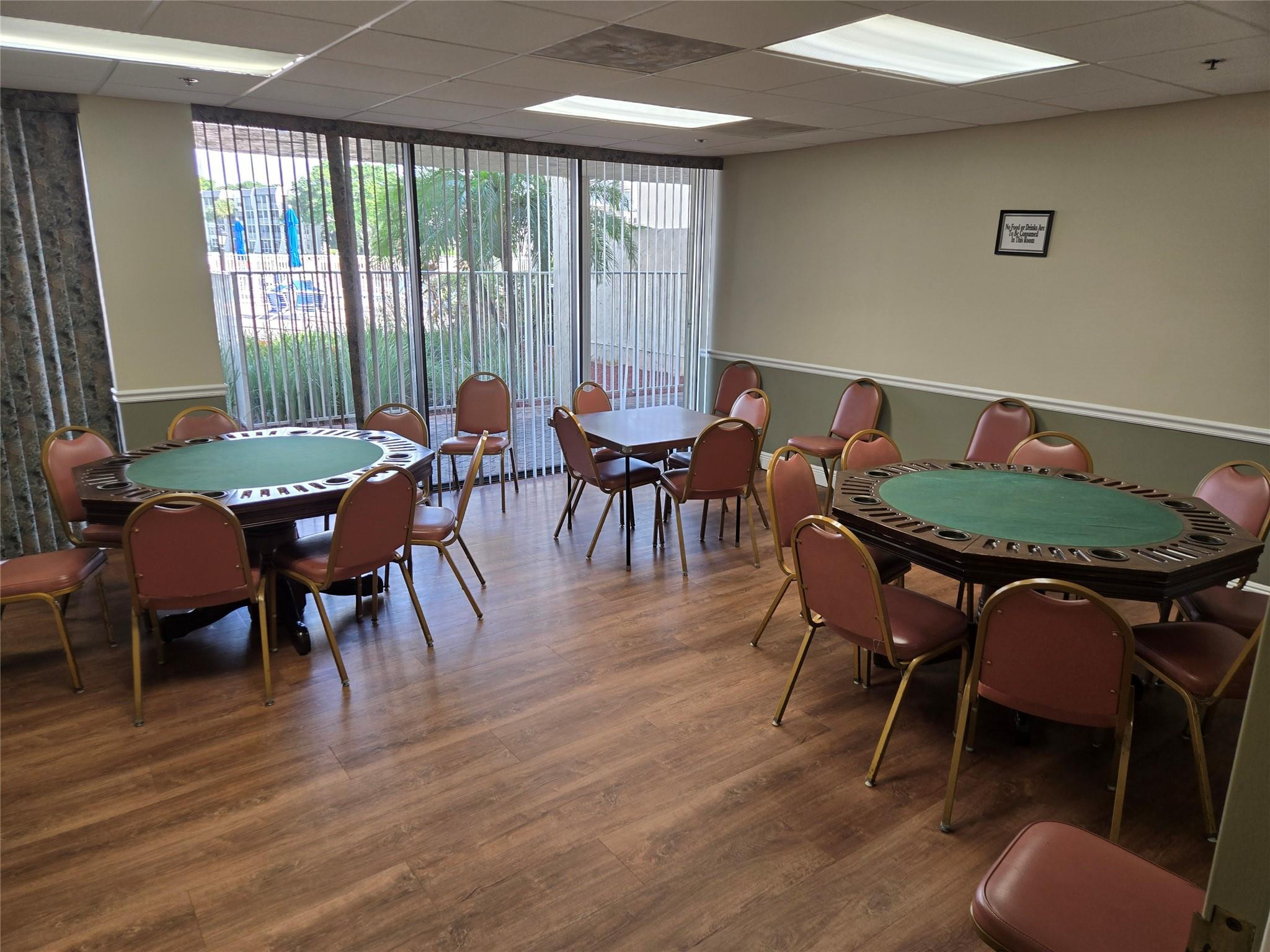 Sabal Palm - Residential
