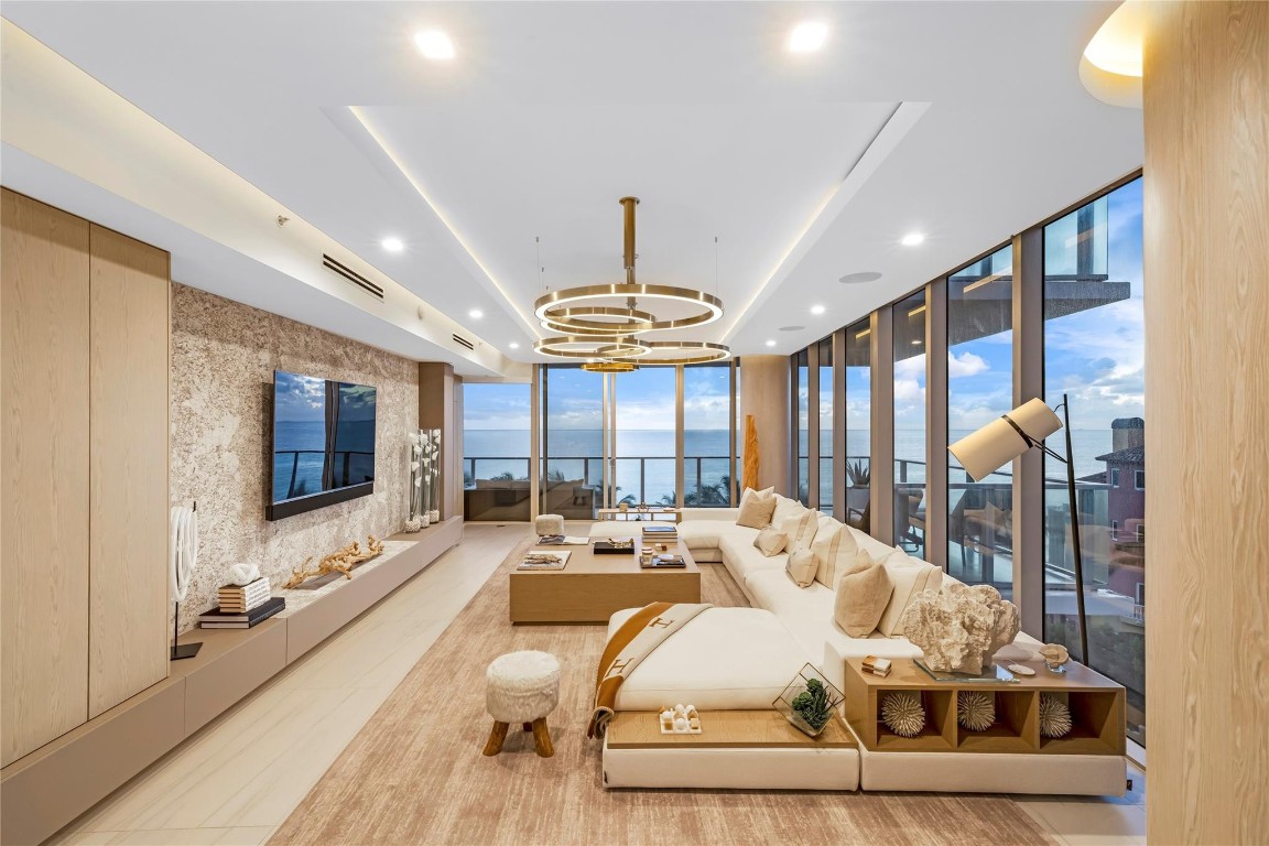 Auberge Residences - Residential