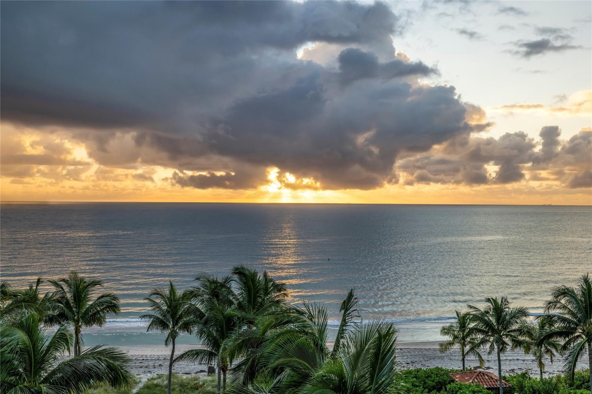 Auberge Residences - Residential