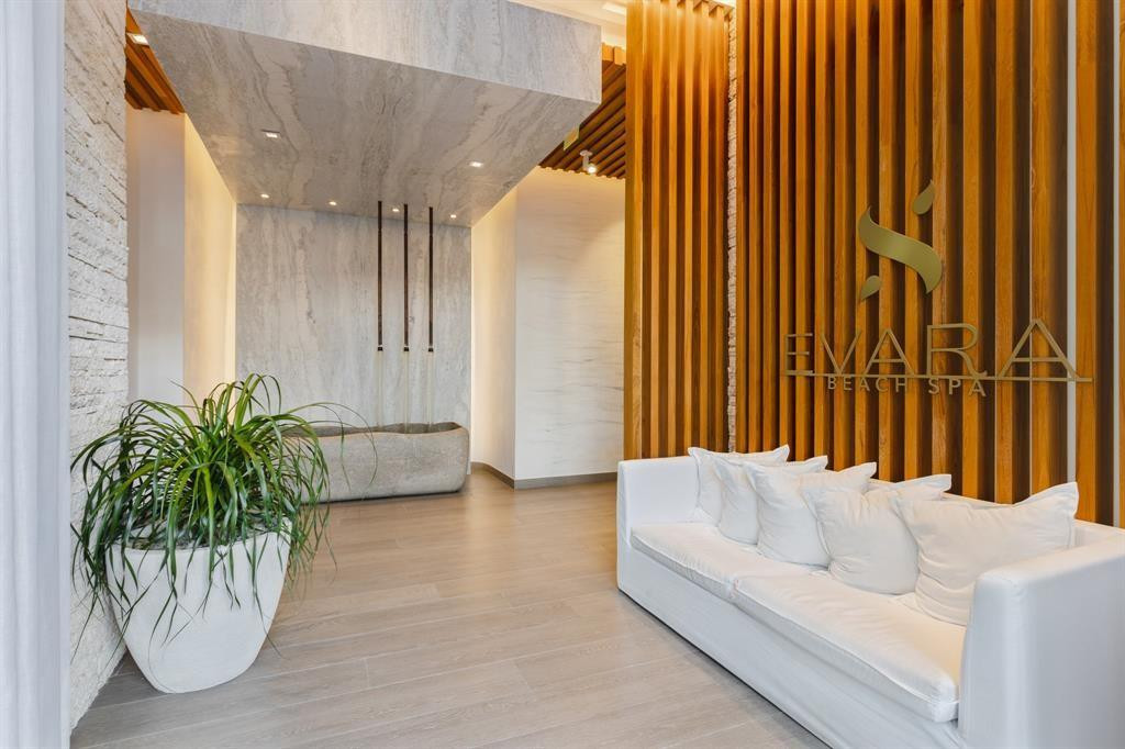 Auberge Residences - Residential