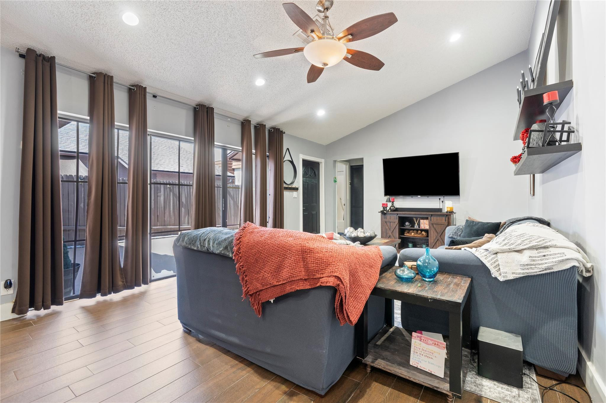 JORON PLAT - Residential