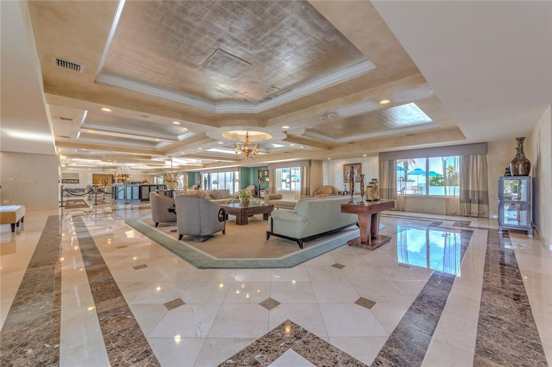 SOUTHPOINT - Residential