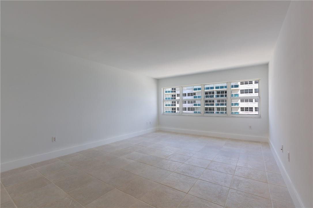 SOUTHPOINT - Residential