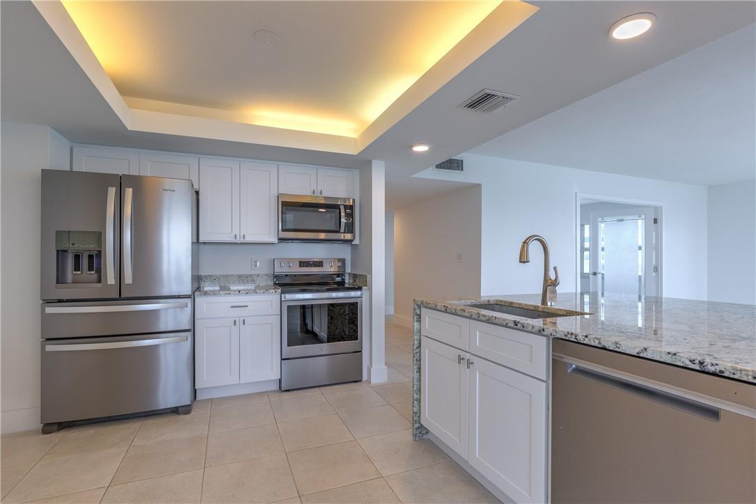 SOUTHPOINT - Residential
