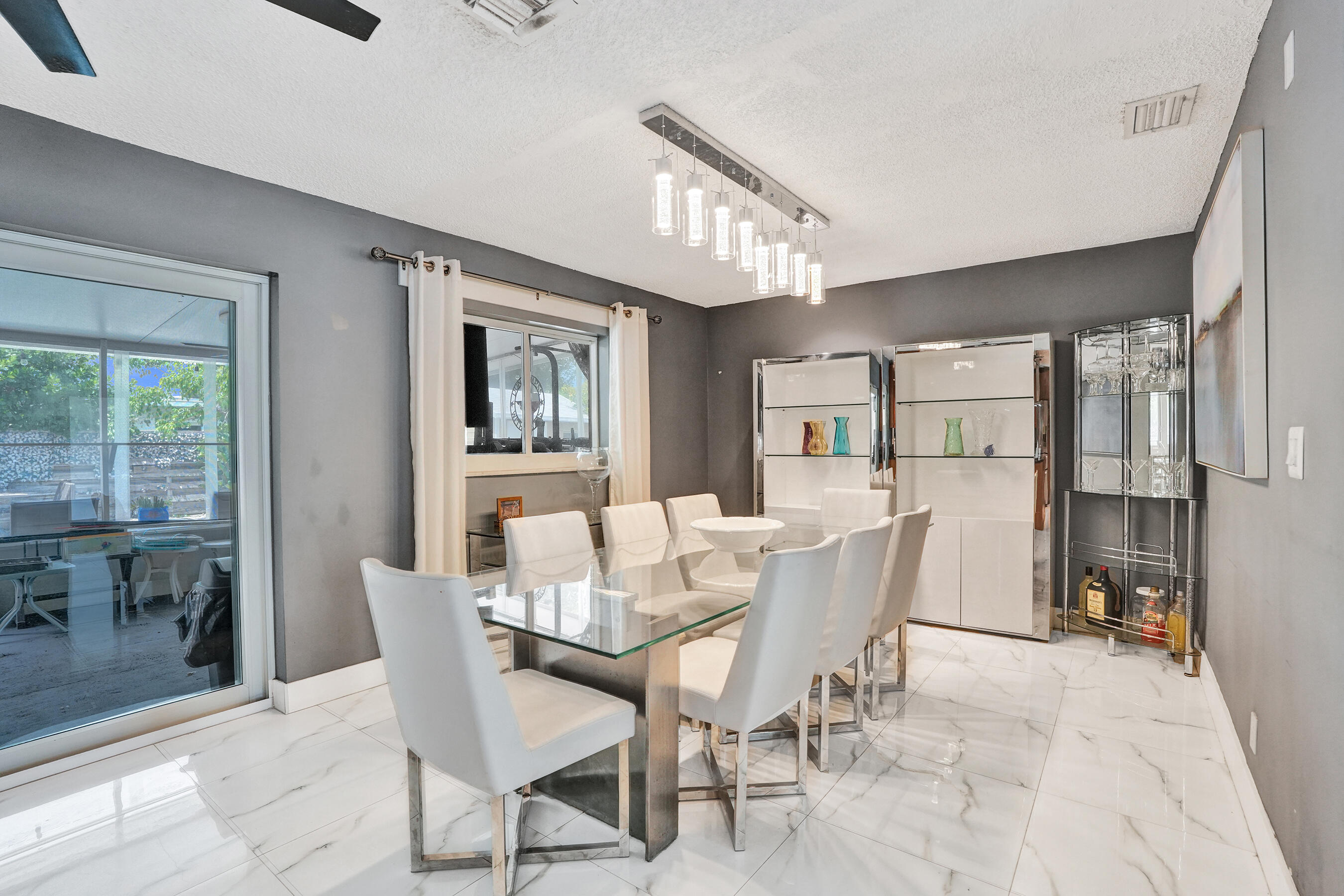 FAIRLAWN 1ST ADD - Residential
