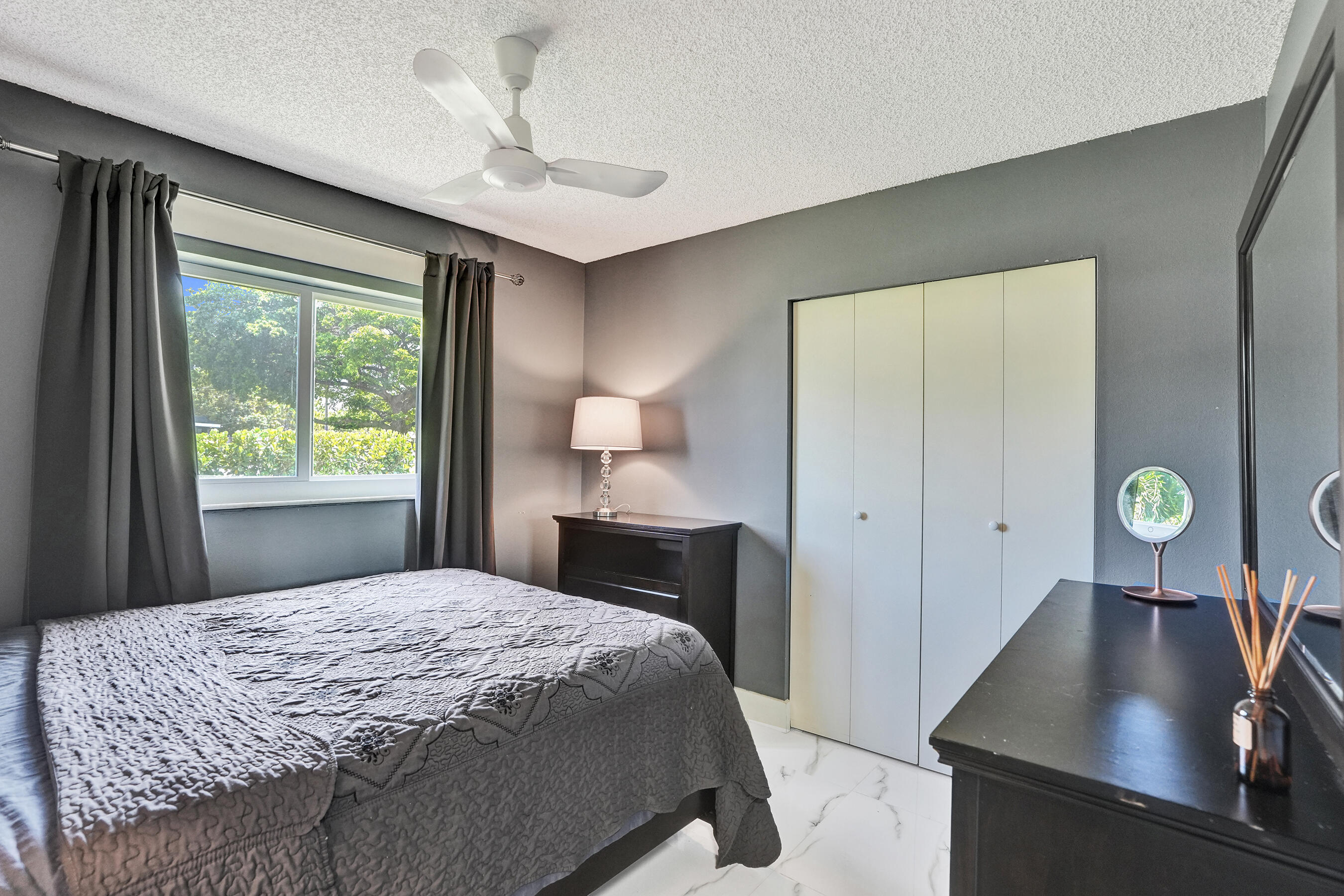 FAIRLAWN 1ST ADD - Residential