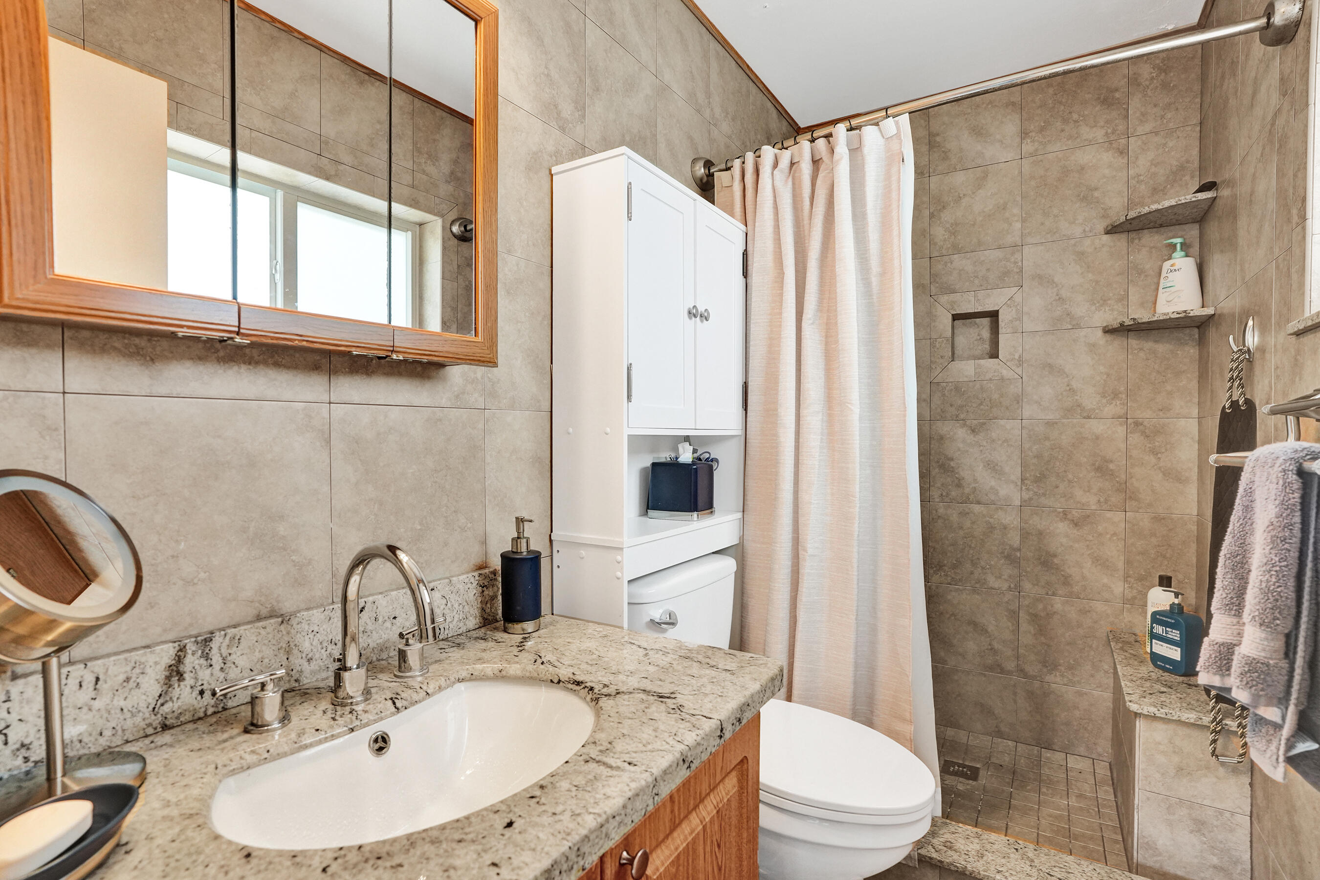 FAIRLAWN 1ST ADD - Residential