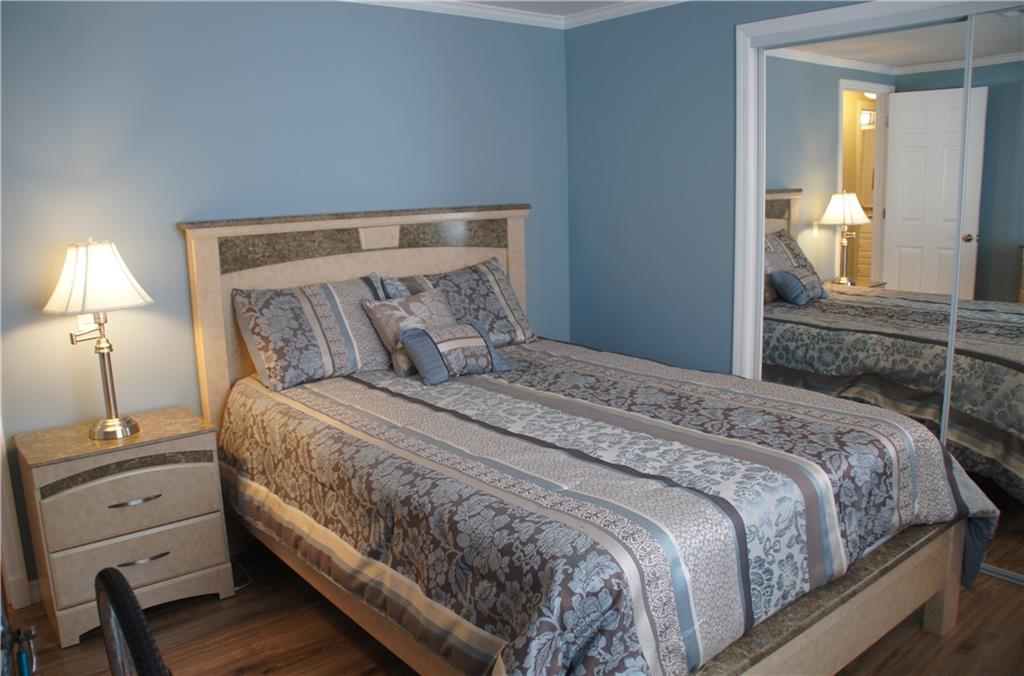 Ravenswood Estates & Mari - Residential