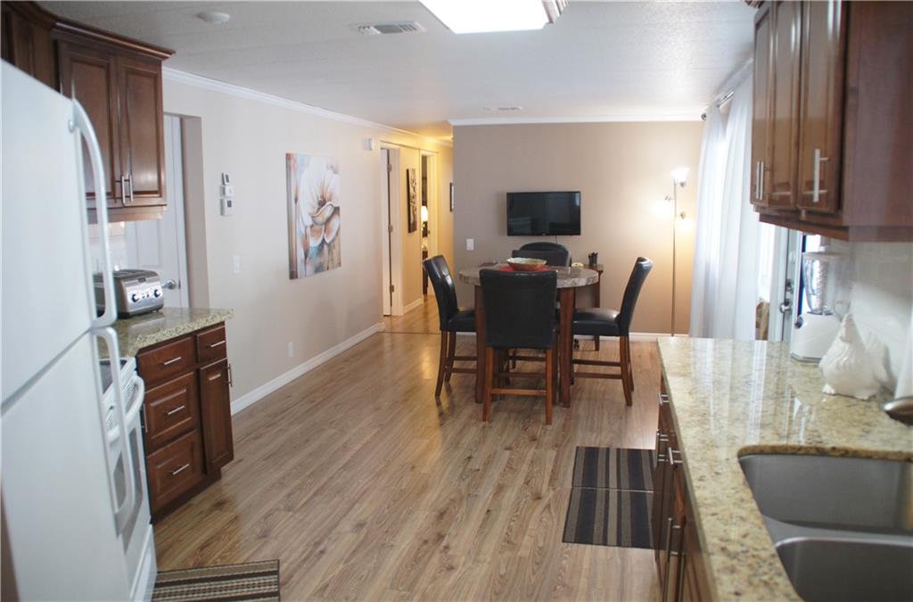 Ravenswood Estates & Mari - Residential