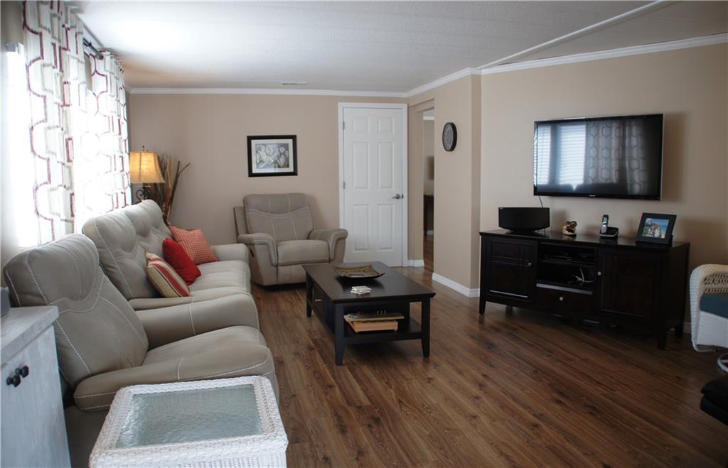 Ravenswood Estates & Mari - Residential